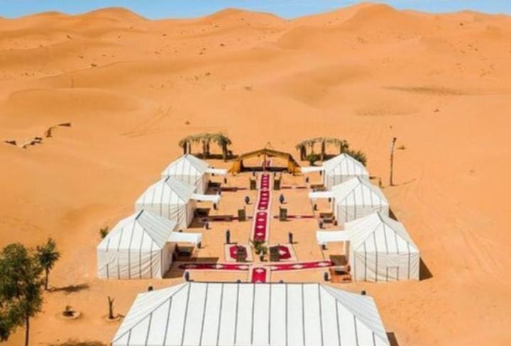 Merzouga Luxury Camp Екстериор снимка