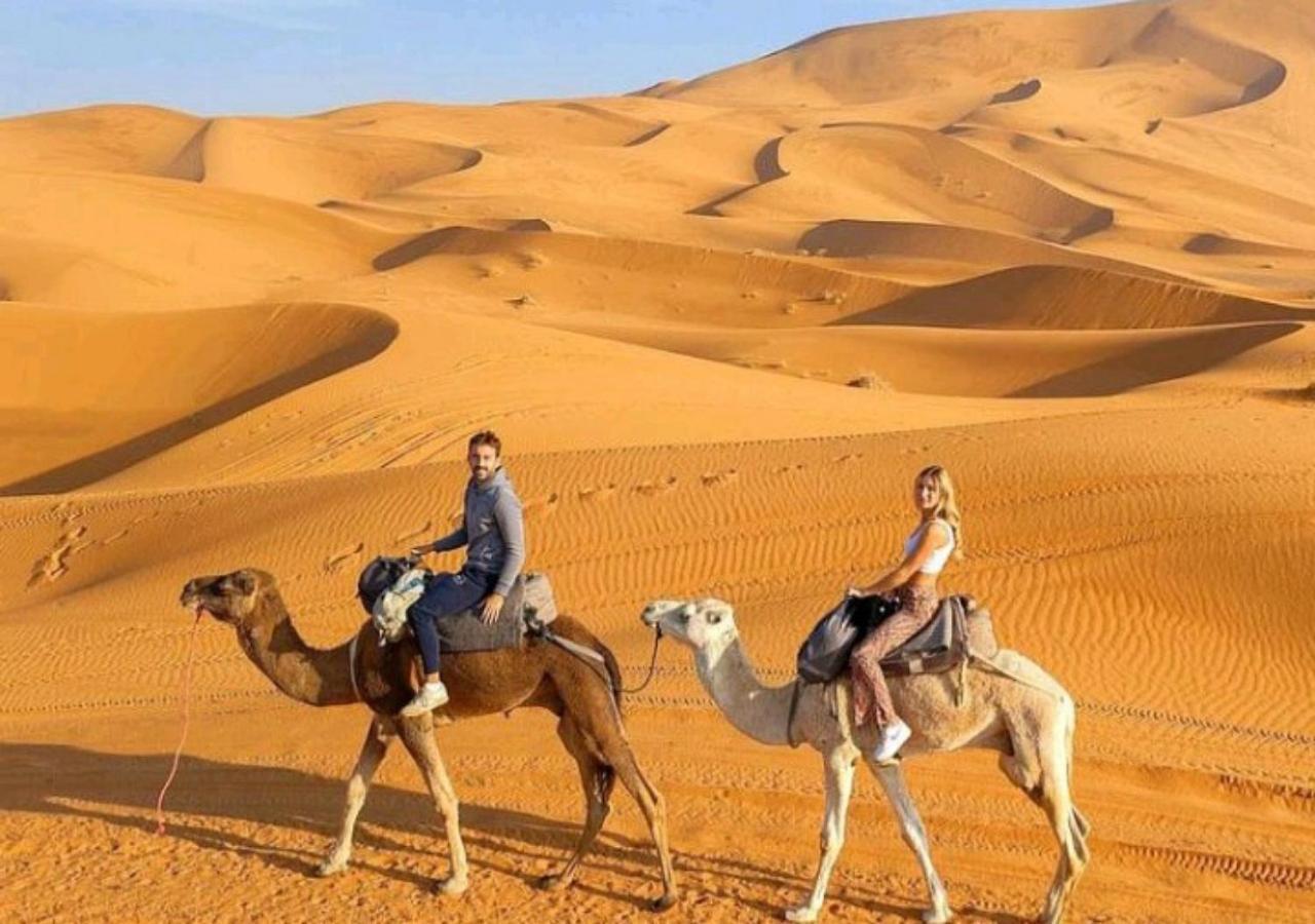 Merzouga Luxury Camp Екстериор снимка