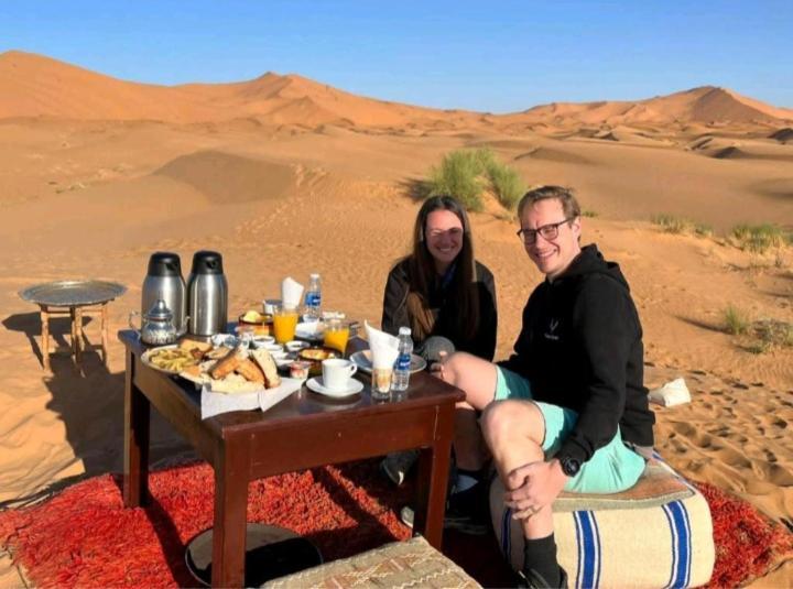 Merzouga Luxury Camp Екстериор снимка