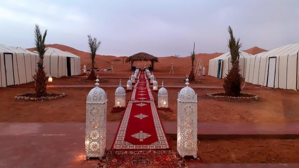 Merzouga Luxury Camp Екстериор снимка