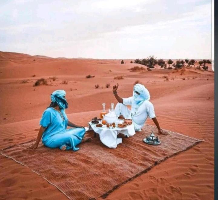 Merzouga Luxury Camp Екстериор снимка