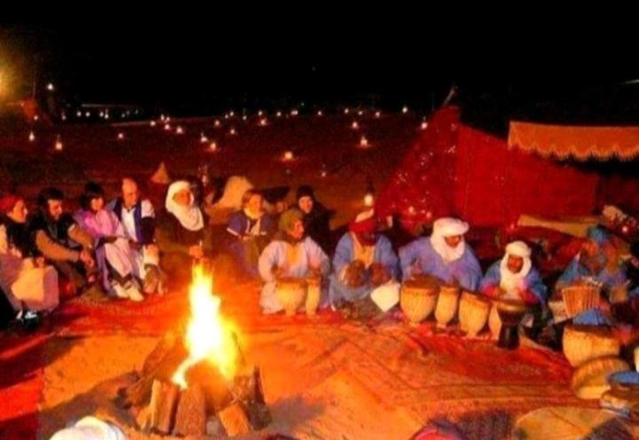 Merzouga Luxury Camp Екстериор снимка