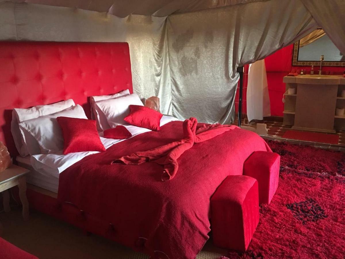 Merzouga Luxury Camp Екстериор снимка