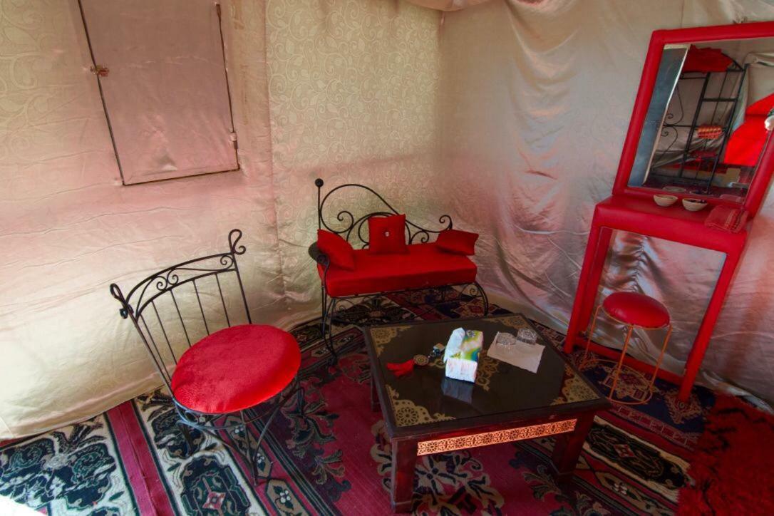 Merzouga Luxury Camp Екстериор снимка